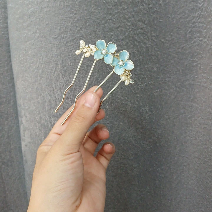 Gök gülli saç daragy — 2