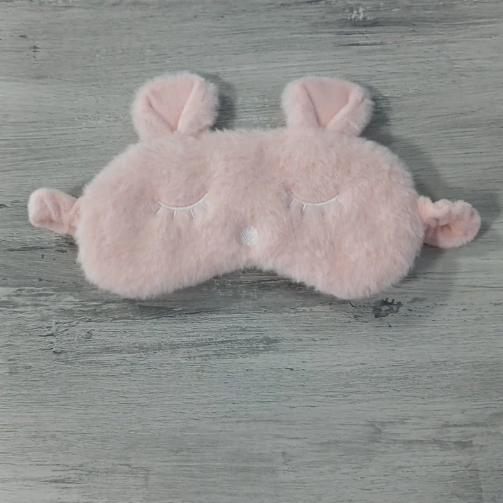 Towşan gulakly gülgüne uky maskasy — 2