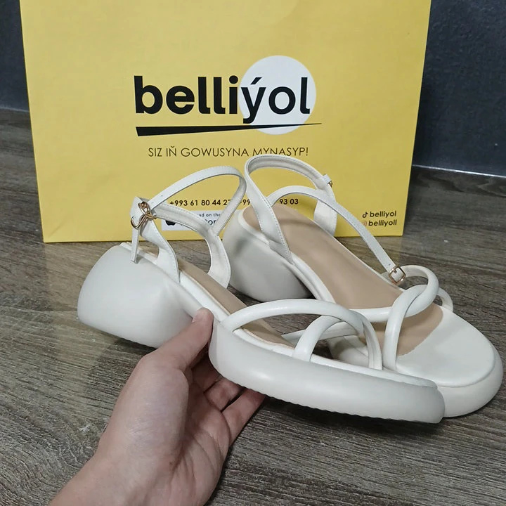 Tegelek ökjeli açyk bež köwüş — 3