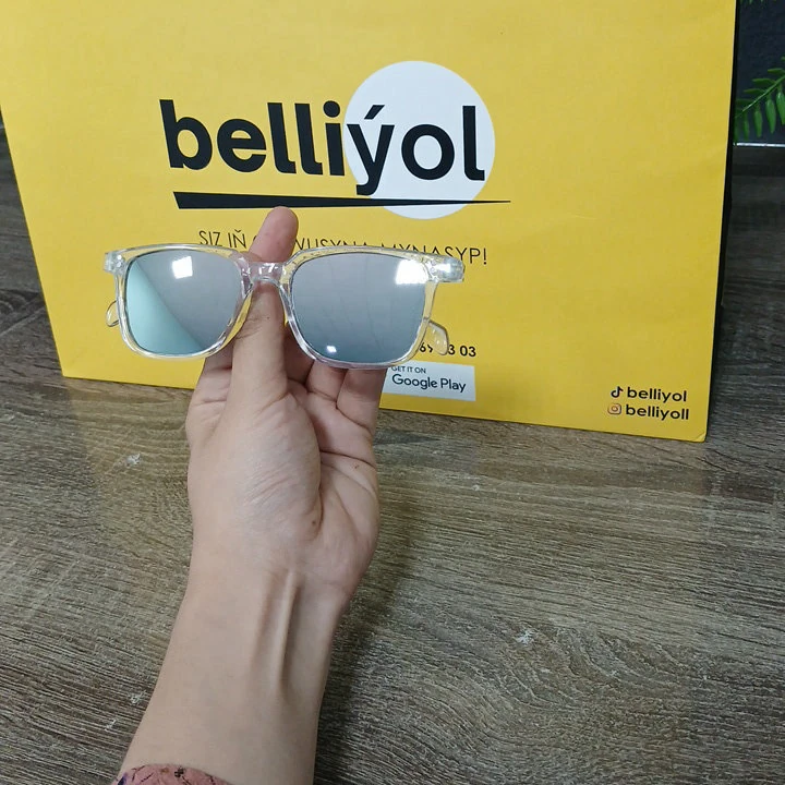 Aýna ýaly ak aýnaly dury äýnek — 2