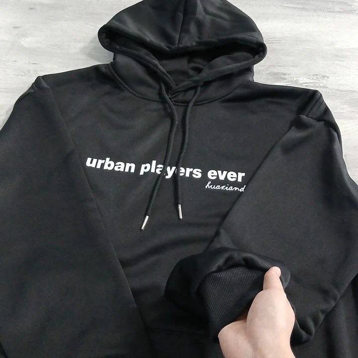 Urban ýazgyly gara tolstowka — 2