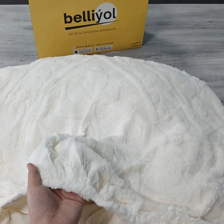Nagyşly ak matras düşekçesi — 2
