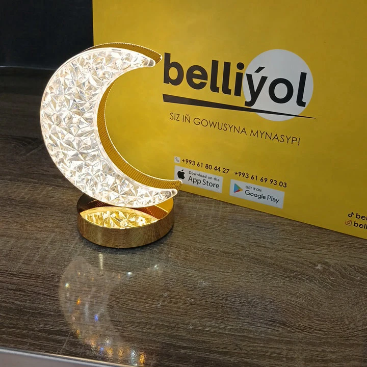 Aý şekilli gije çyrasy — 2