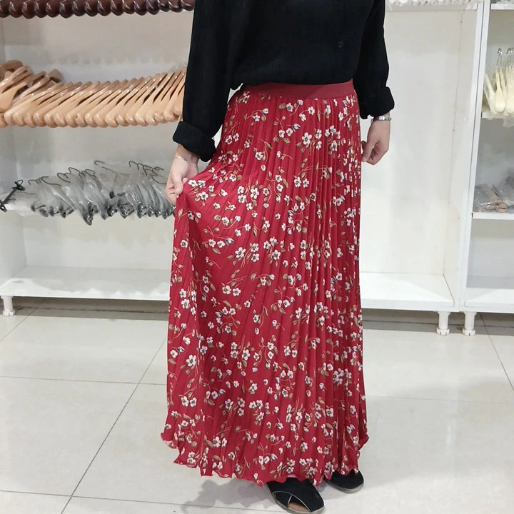 Ownuk gülli gyzyl ýubka — 2