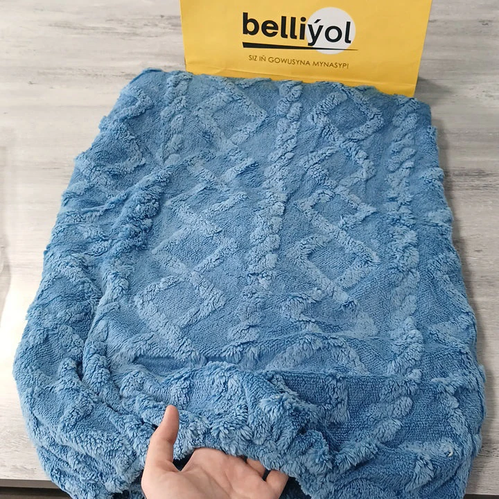 Ýumşak gök matras düşekçesi — 2