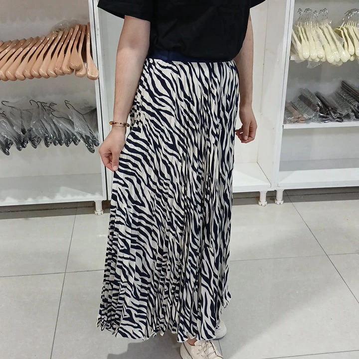 Zebra nagyşly ak-gök ýubka — 2