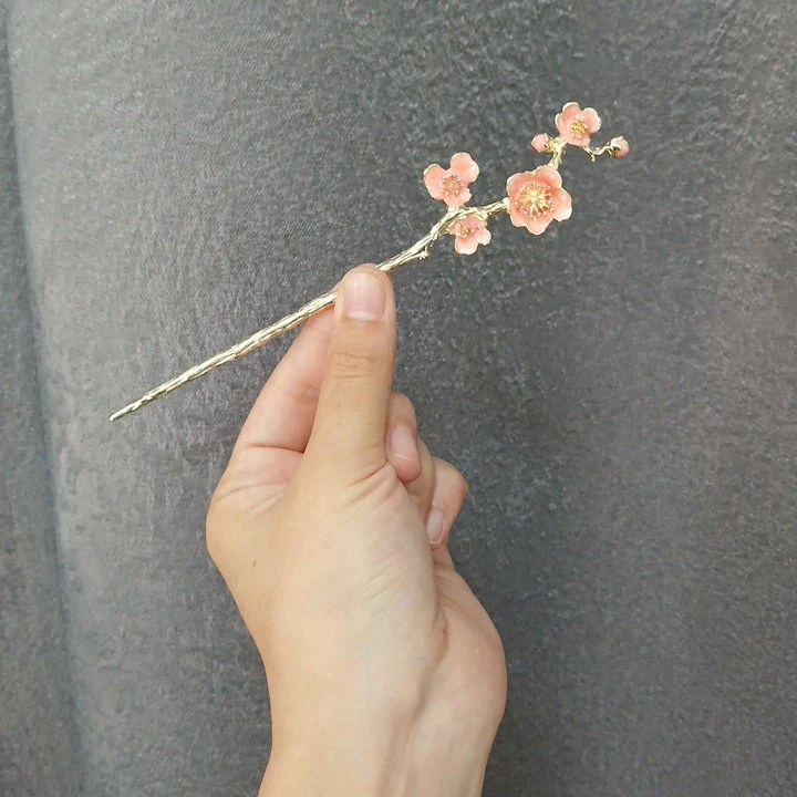 Örük gülli gülgüne şpilka — 2