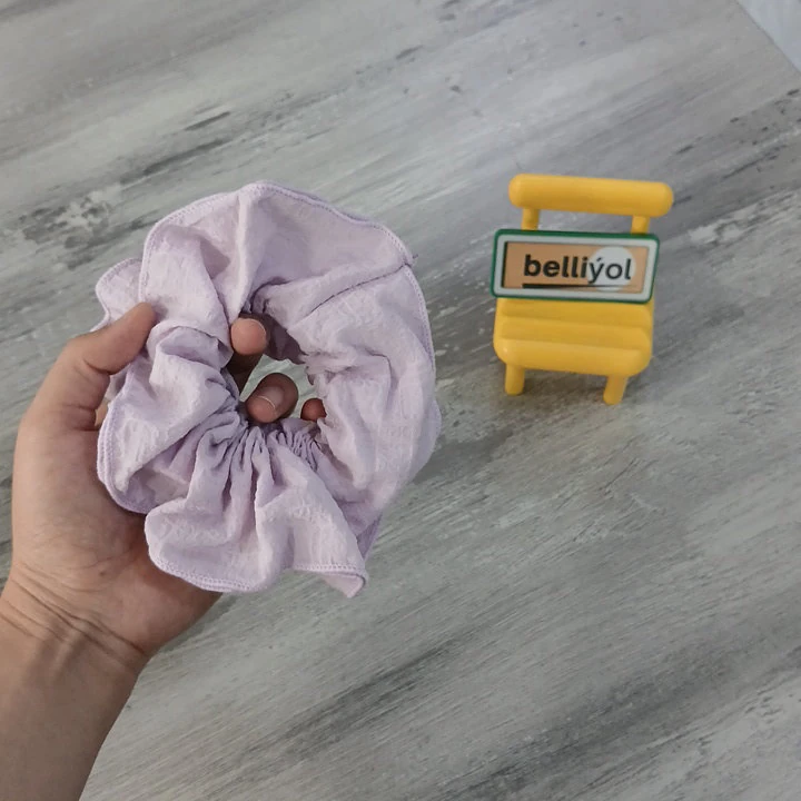 Dört gatly gyrmyzy saç rezinkasy — 2