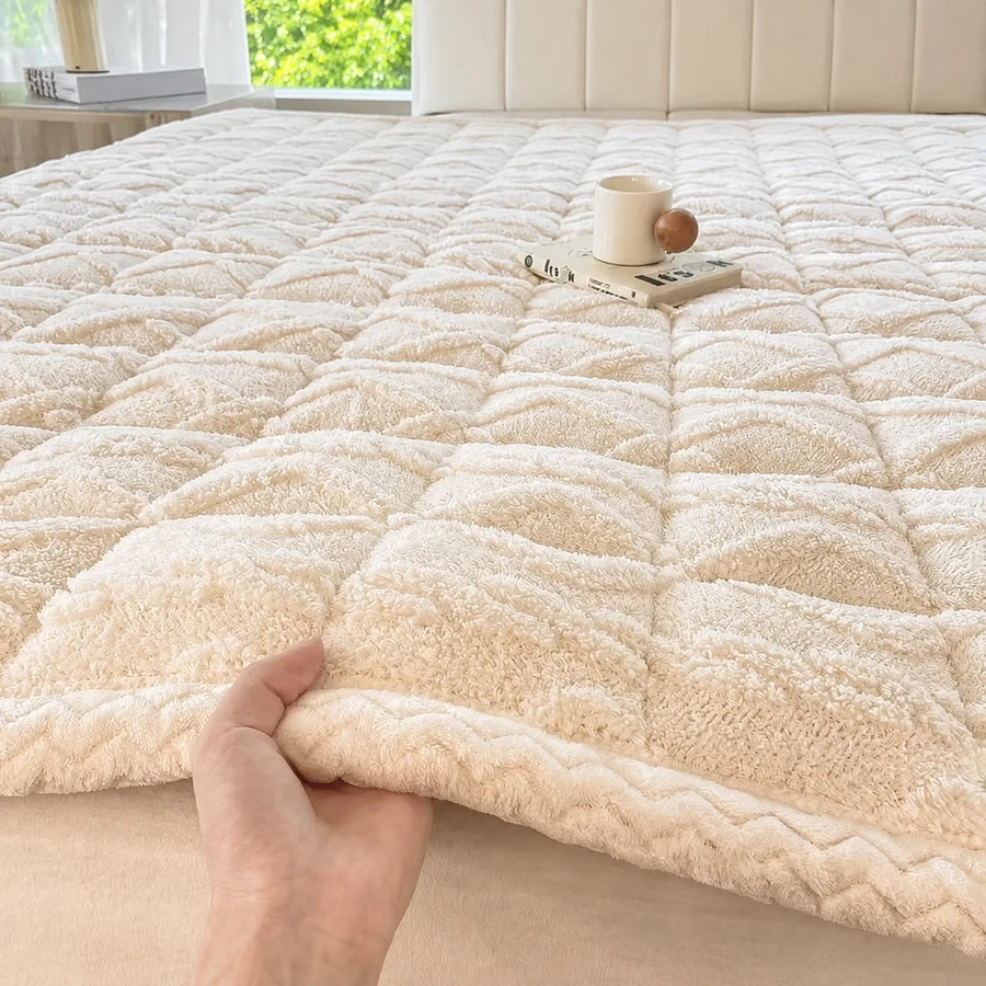 Galyň açyk bež matras düşekçesi